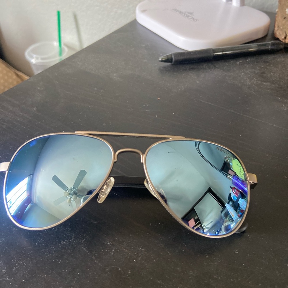 Revo Sunglasses! Polarized Originally $239!
